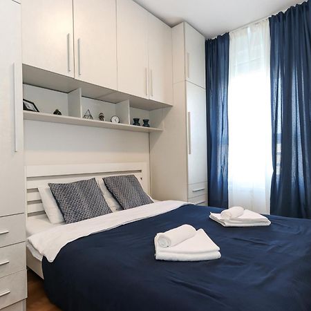 New Belgrade Apartments, Parking 5 Eur Per Day Luaran gambar