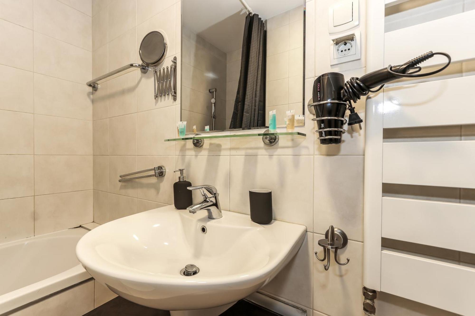 New Belgrade Apartments, Parking 5 Eur Per Day Luaran gambar