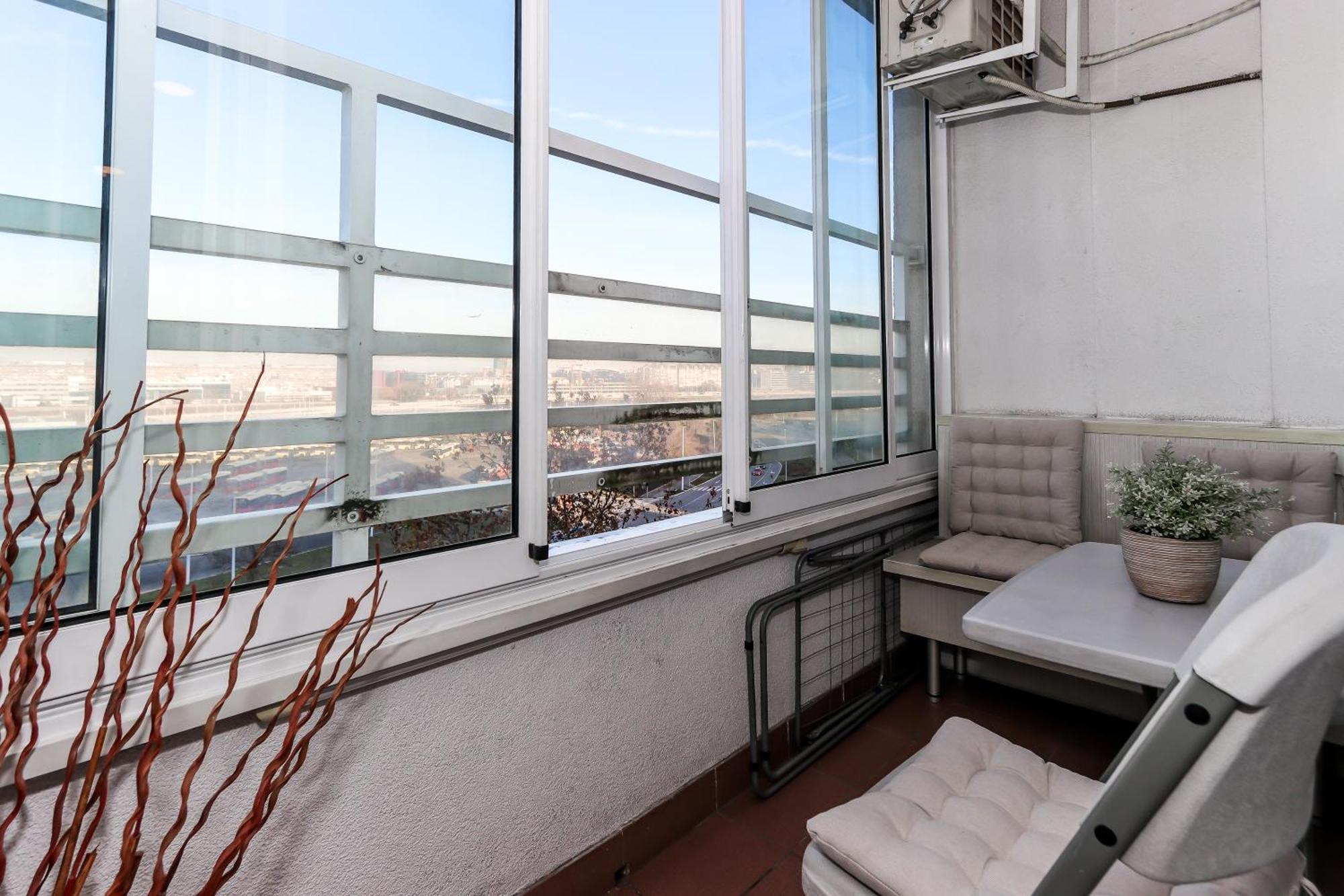 New Belgrade Apartments, Parking 5 Eur Per Day Bilik gambar