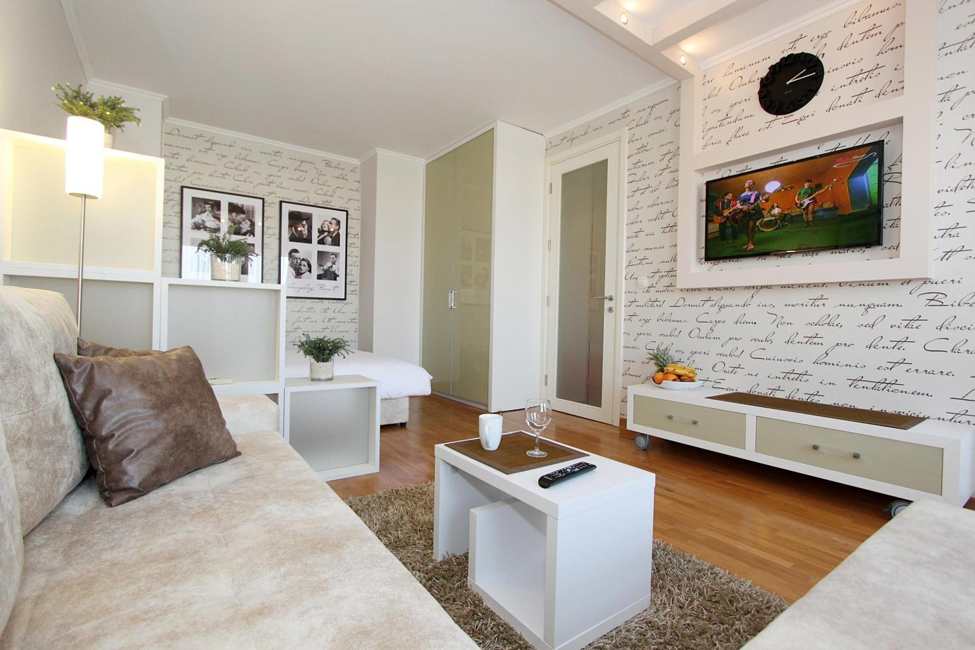 New Belgrade Apartments, Parking 5 Eur Per Day Bilik gambar