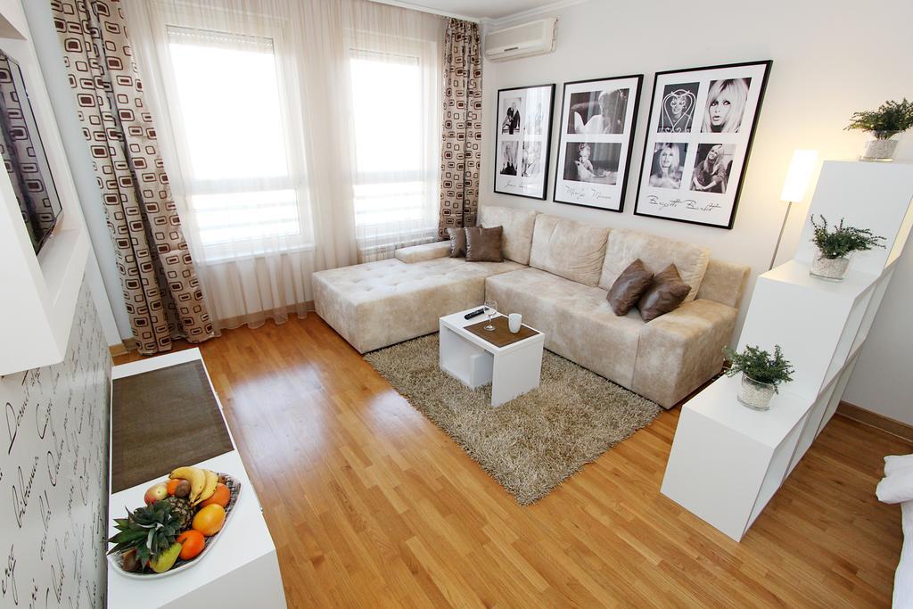 New Belgrade Apartments, Parking 5 Eur Per Day Luaran gambar